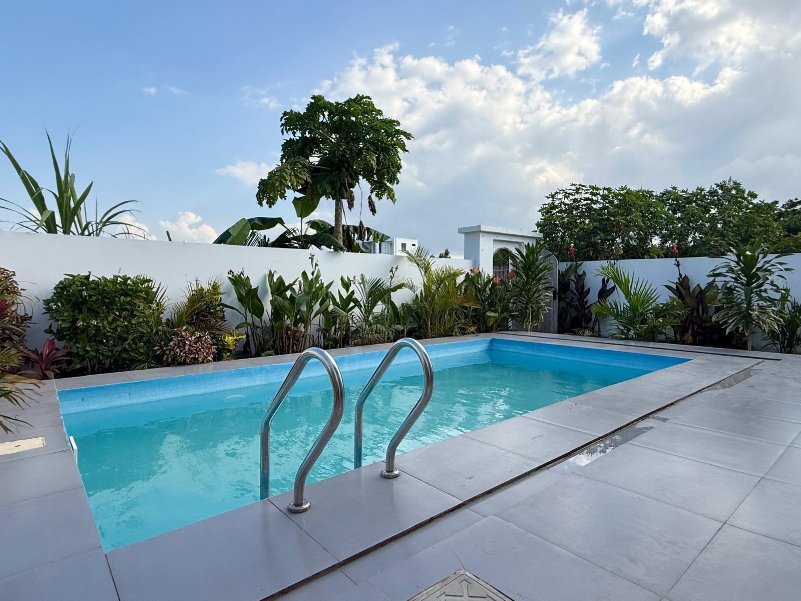 Nungwi pool villa