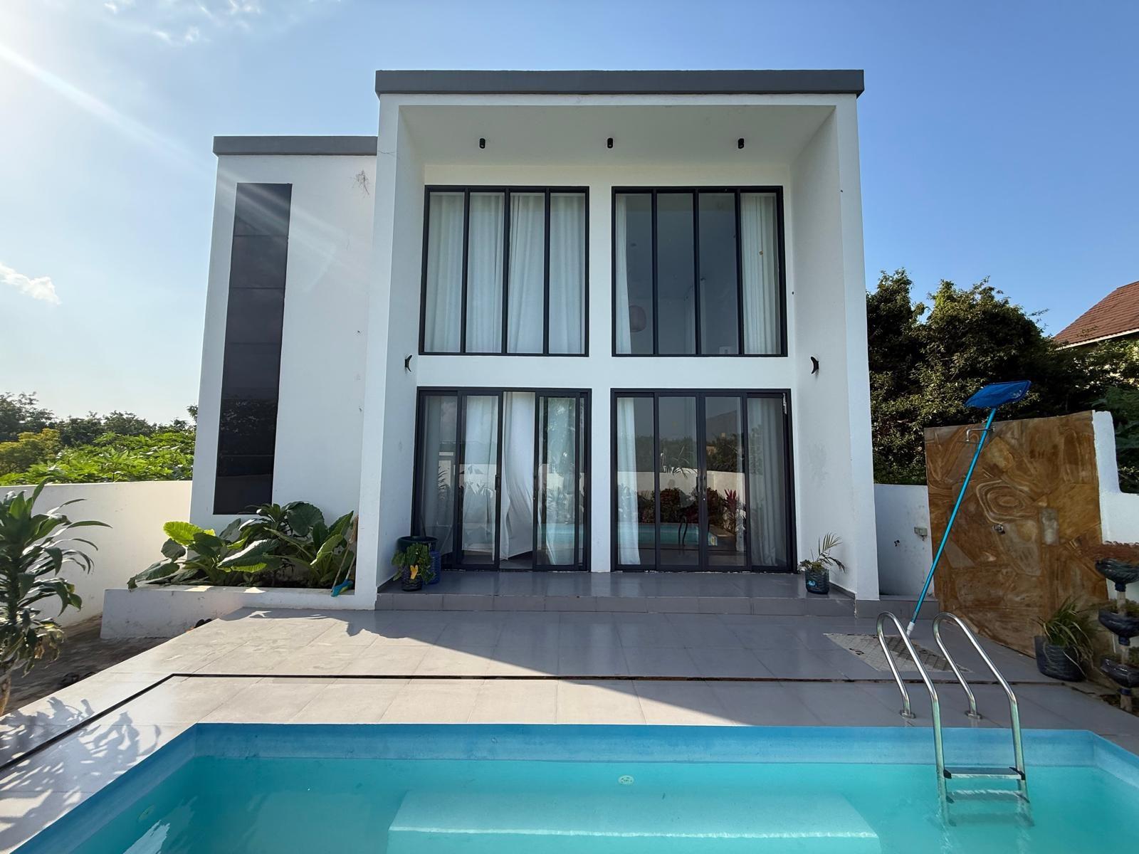 Nungwi pool villa